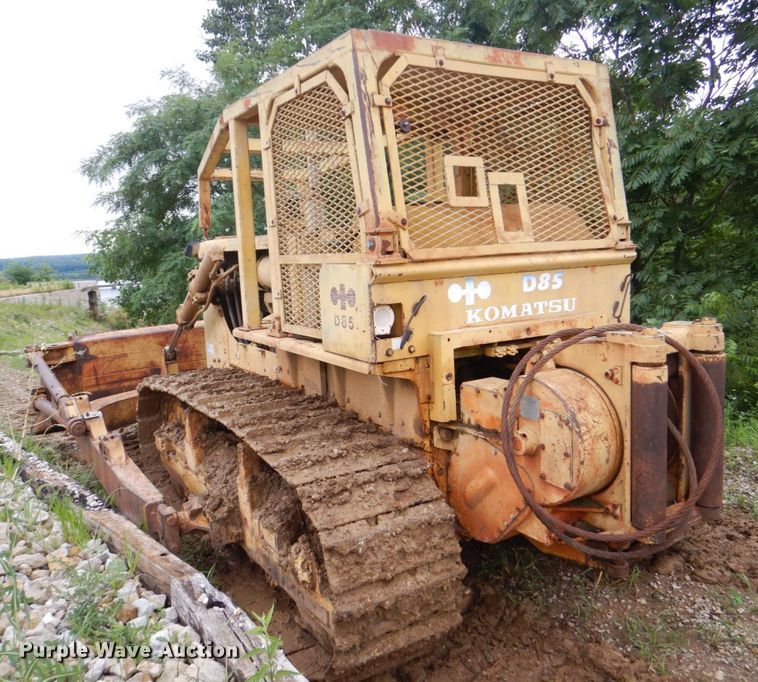 image for item DS8054 1975 Komatsu D85-12  dozer