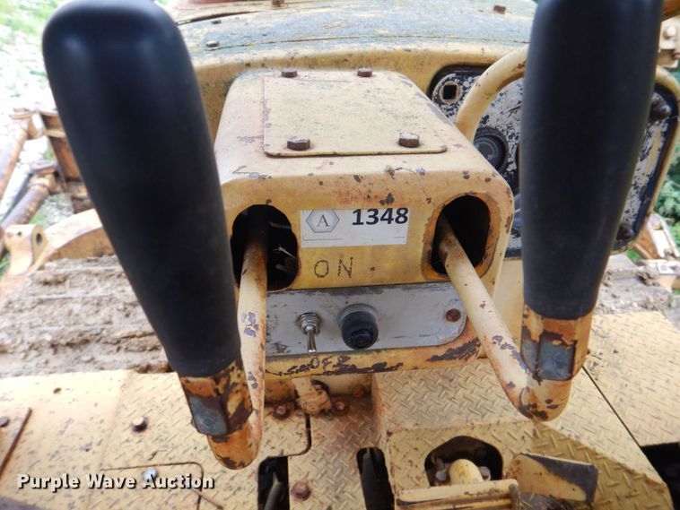 image for item DS8054 1975 Komatsu D85-12  dozer