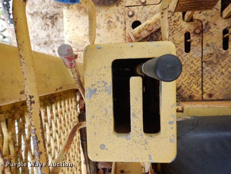 image for item DS8054 1975 Komatsu D85-12  dozer