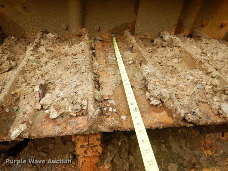 image for item DS8054 1975 Komatsu D85-12  dozer