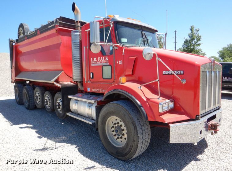 image for item DS8059 2008 Kenworth T800  dump truck