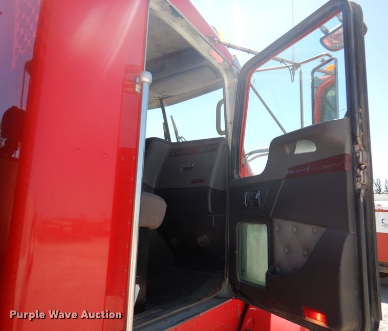 image for item DS8059 2008 Kenworth T800  dump truck