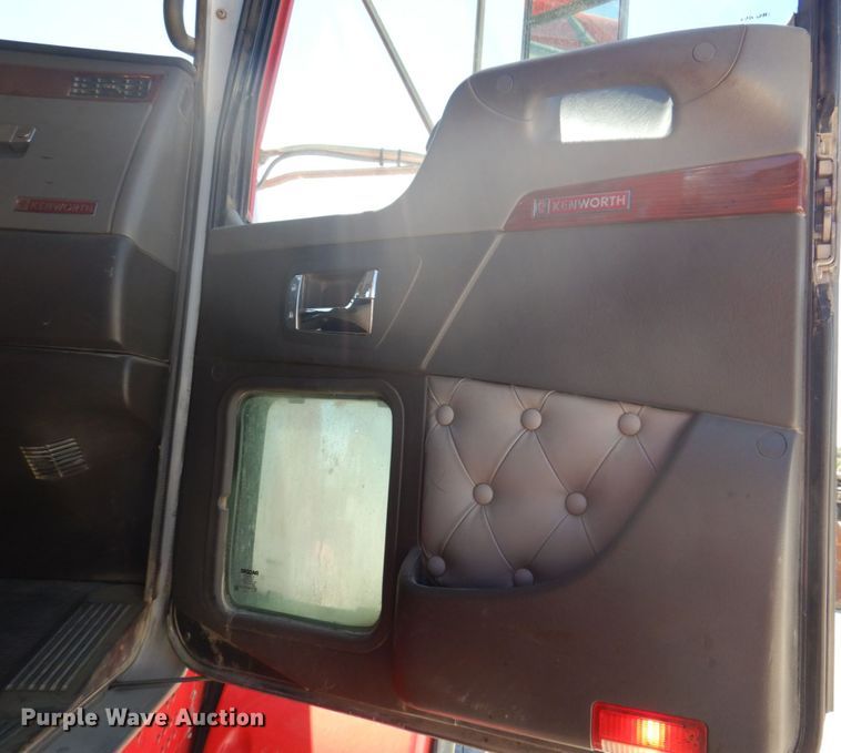 image for item DS8059 2008 Kenworth T800  dump truck