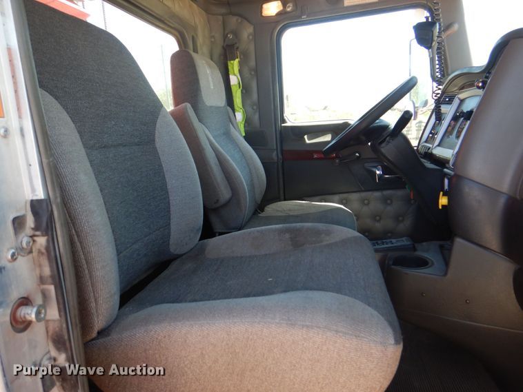 image for item DS8059 2008 Kenworth T800  dump truck