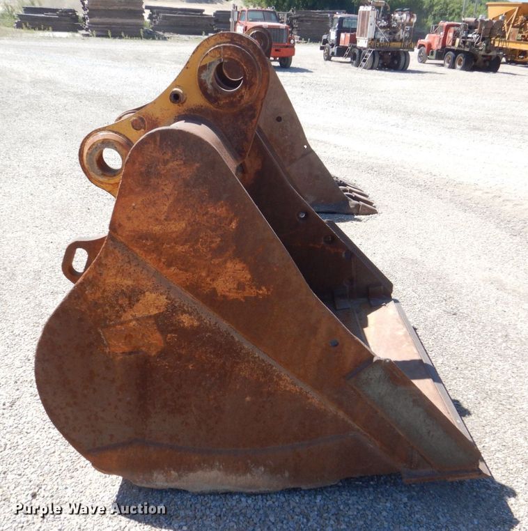 image for item DS8061 Caterpillar  excavator bucket