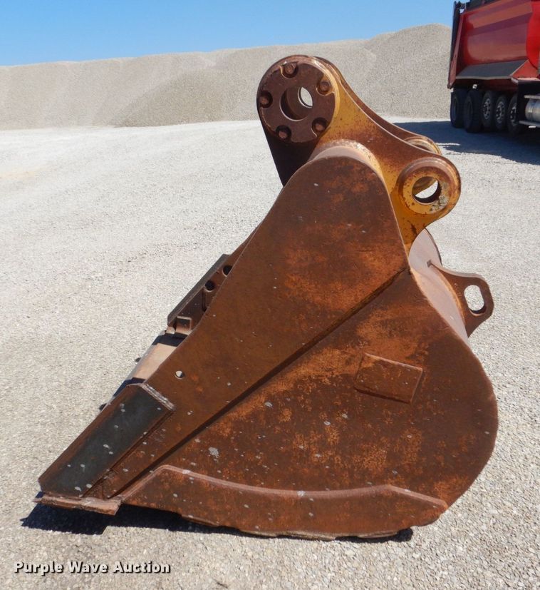 image for item DS8061 Caterpillar  excavator bucket