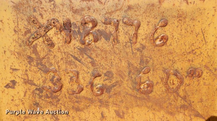 image for item DS8061 Caterpillar  excavator bucket