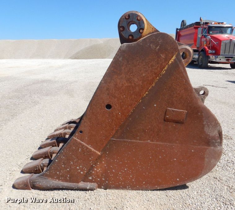 image for item DS8062 Caterpillar  excavator bucket