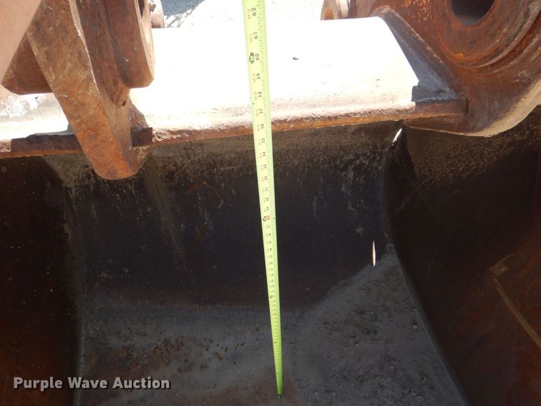 image for item DS8062 Caterpillar  excavator bucket