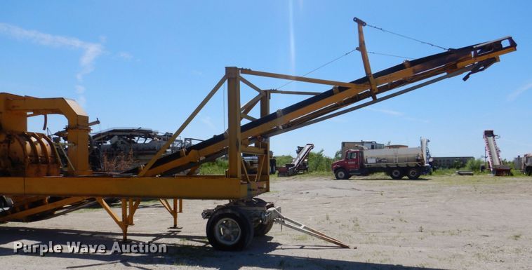 image for item DS8066 Cedarapids  hammer mill