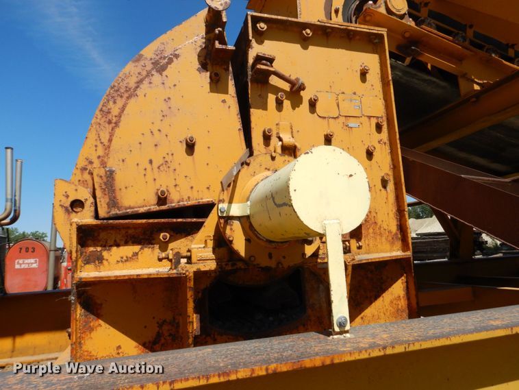 image for item DS8066 Cedarapids  hammer mill