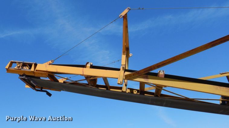 image for item DS8066 Cedarapids  hammer mill