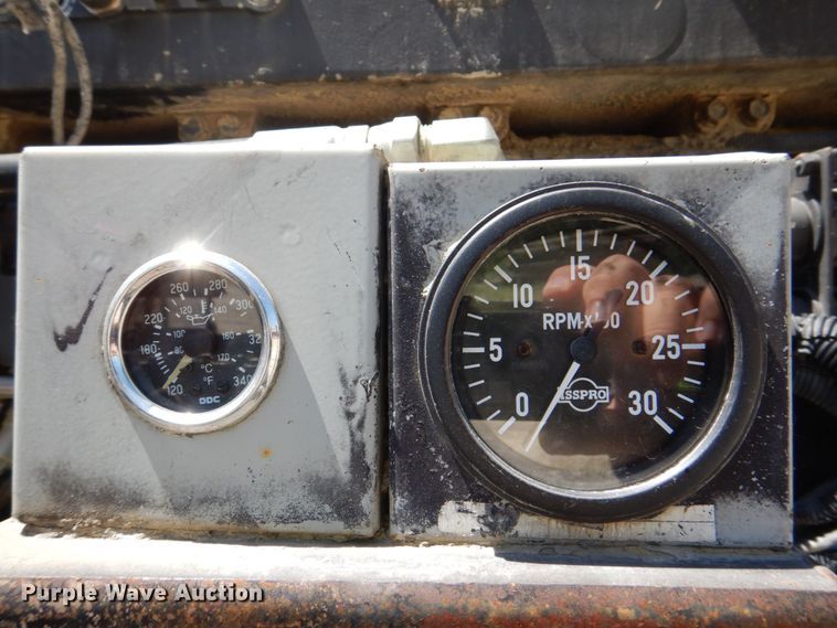 image for item DS8067 2002 Cummins QSK19-P700  power unit