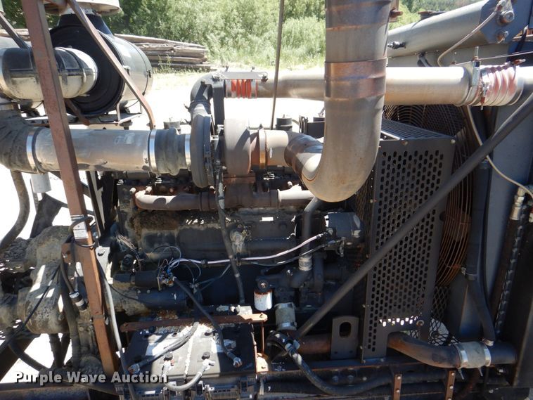 image for item DS8067 2002 Cummins QSK19-P700  power unit