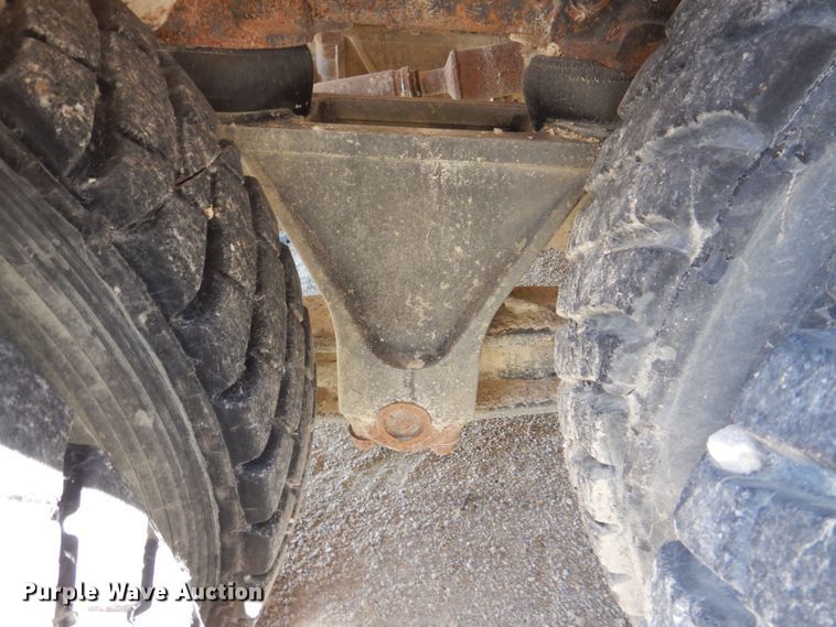 image for item DS8067 2002 Cummins QSK19-P700  power unit