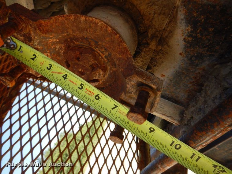 image for item DS8067 2002 Cummins QSK19-P700  power unit