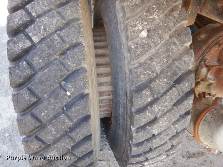 image for item DS8067 2002 Cummins QSK19-P700  power unit