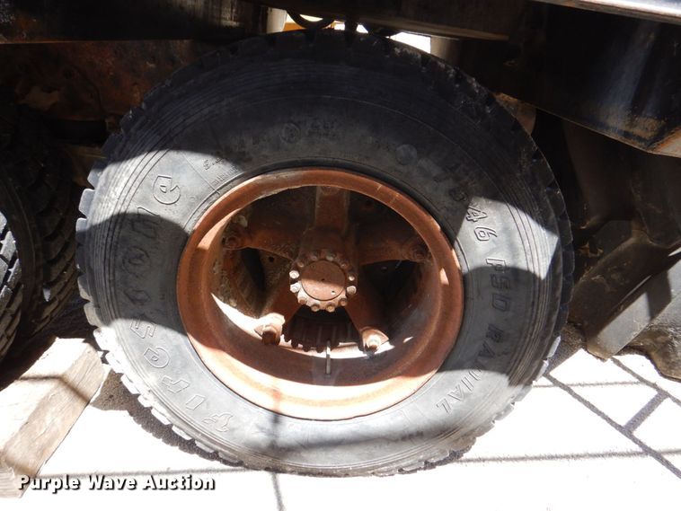 image for item DS8067 2002 Cummins QSK19-P700  power unit