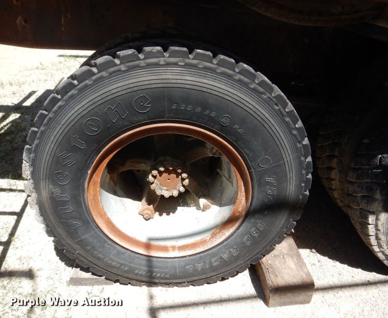 image for item DS8067 2002 Cummins QSK19-P700  power unit