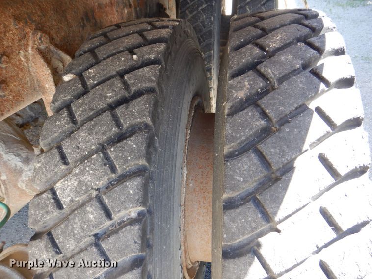 image for item DS8067 2002 Cummins QSK19-P700  power unit