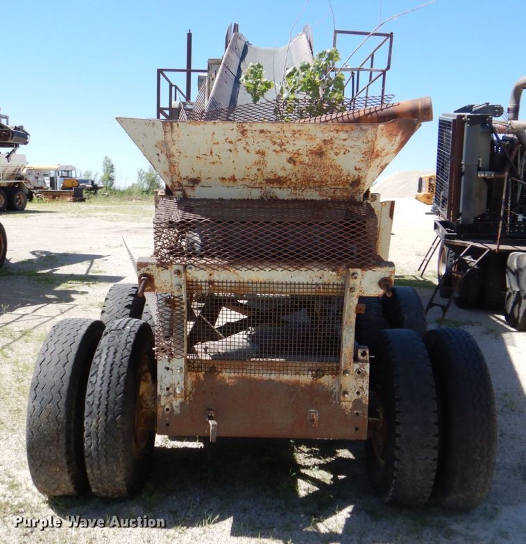 image for item DS8068 Cedarapids  screen