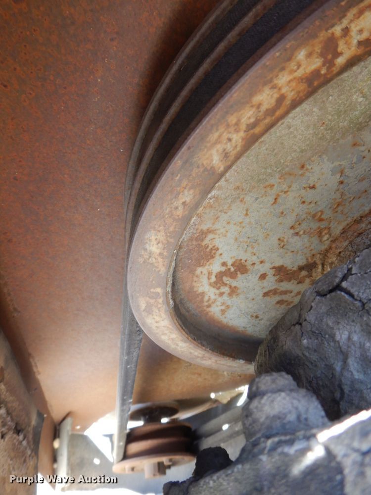 image for item DS8068 Cedarapids  screen