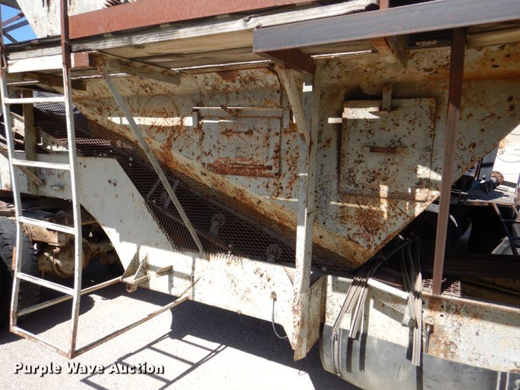 image for item DS8068 Cedarapids  screen