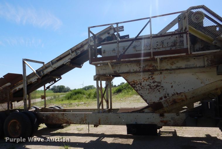 image for item DS8069 Cedarapids  screen