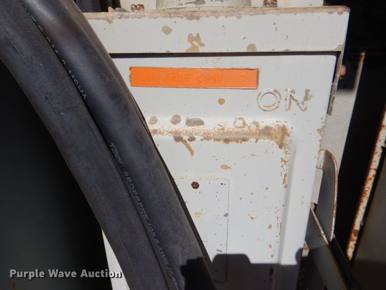 image for item DS8069 Cedarapids  screen