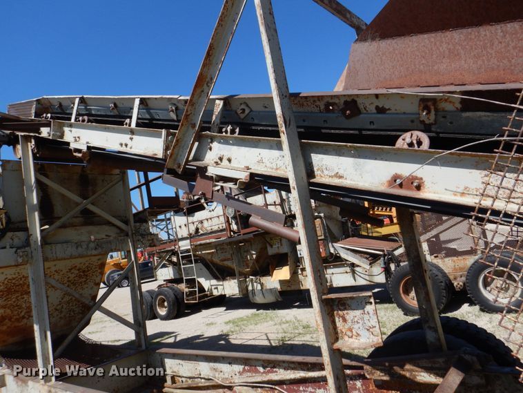 image for item DS8069 Cedarapids  screen