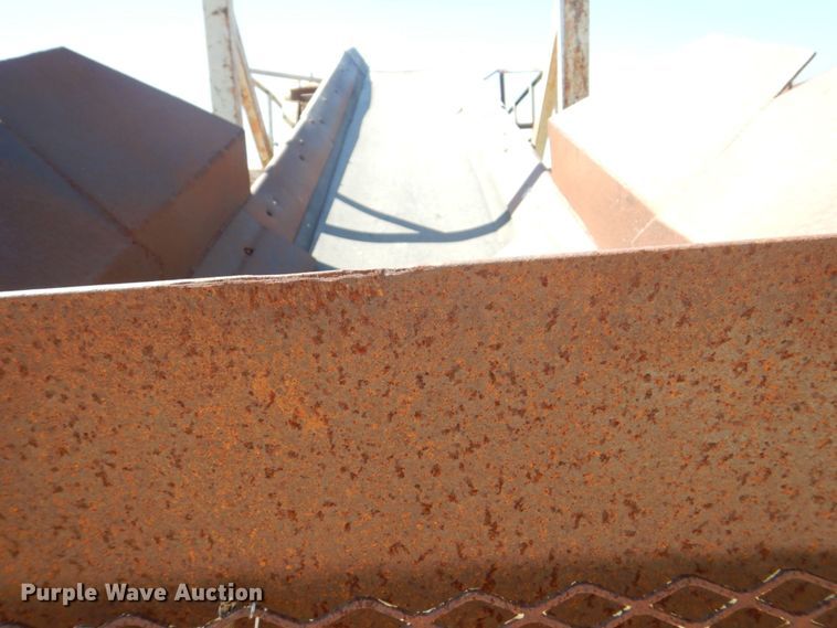 image for item DS8069 Cedarapids  screen