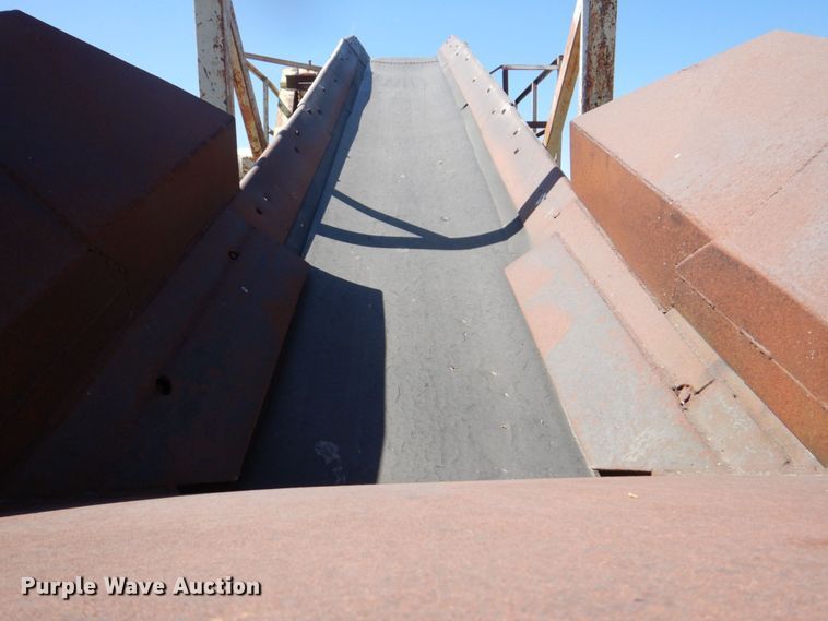 image for item DS8069 Cedarapids  screen