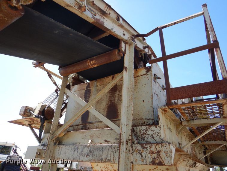 image for item DS8069 Cedarapids  screen