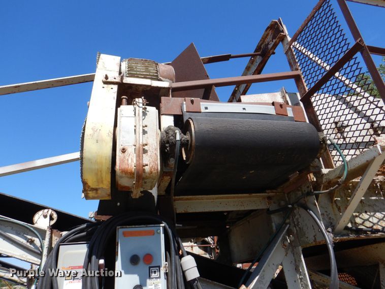 image for item DS8069 Cedarapids  screen