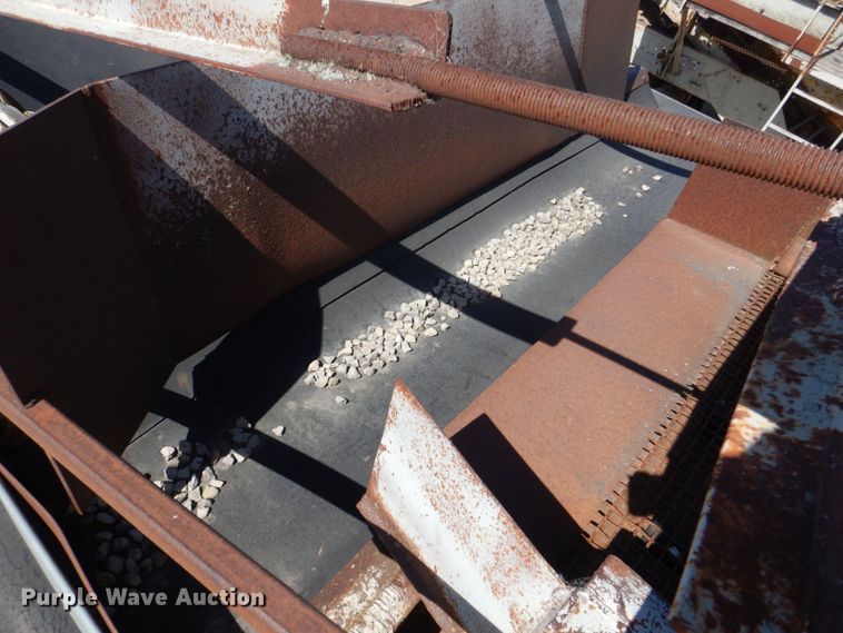 image for item DS8069 Cedarapids  screen