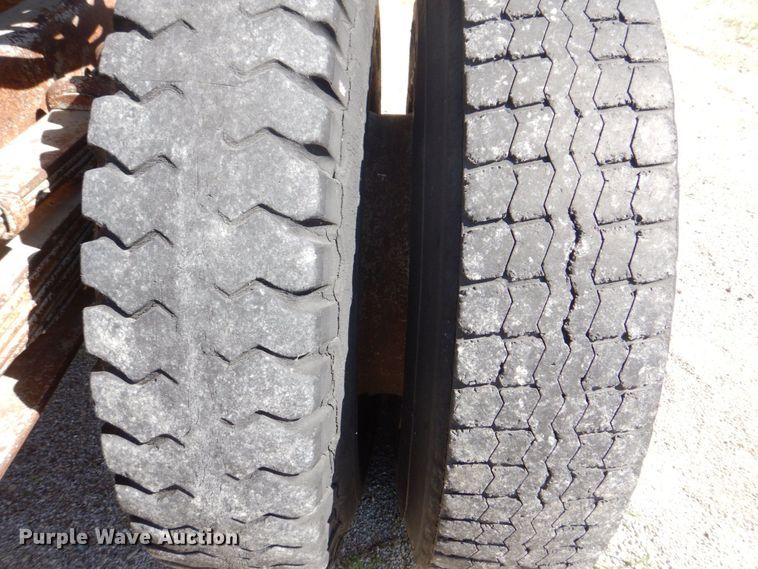 image for item DS8069 Cedarapids  screen