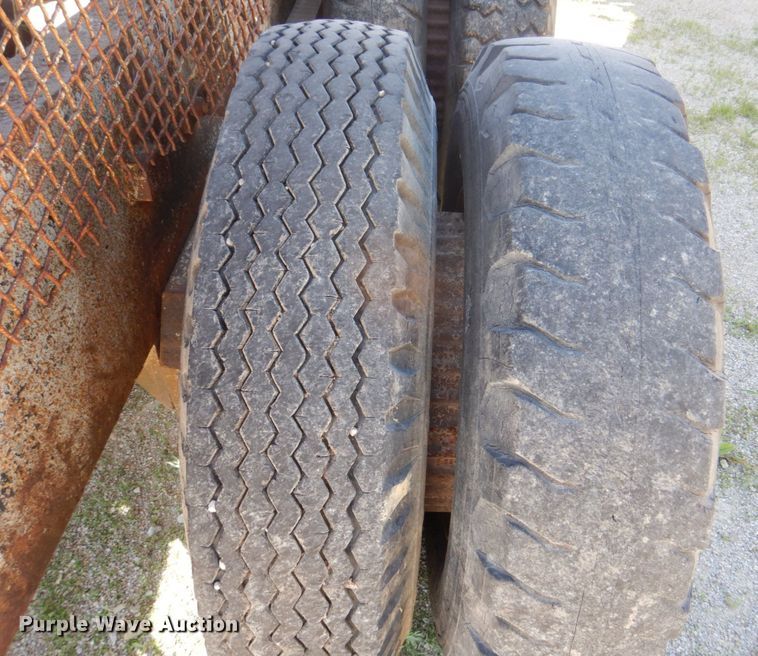 image for item DS8069 Cedarapids  screen