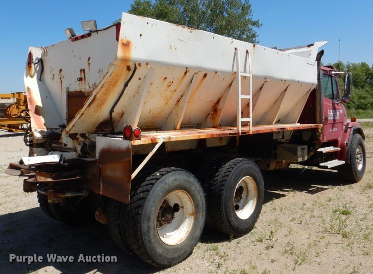 image for item DS8070 1999 Freightliner FL80  dump truck