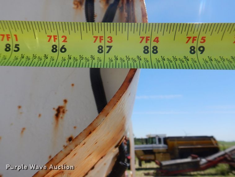 image for item DS8070 1999 Freightliner FL80  dump truck