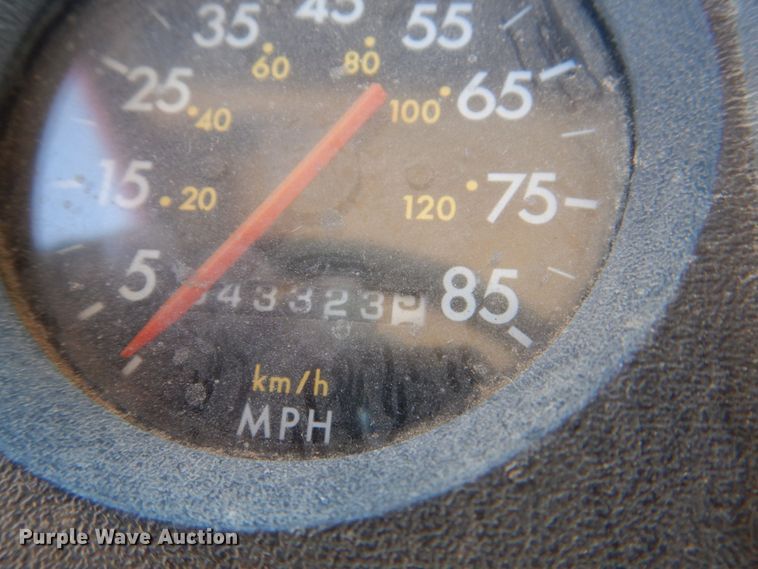 image for item DS8070 1999 Freightliner FL80  dump truck