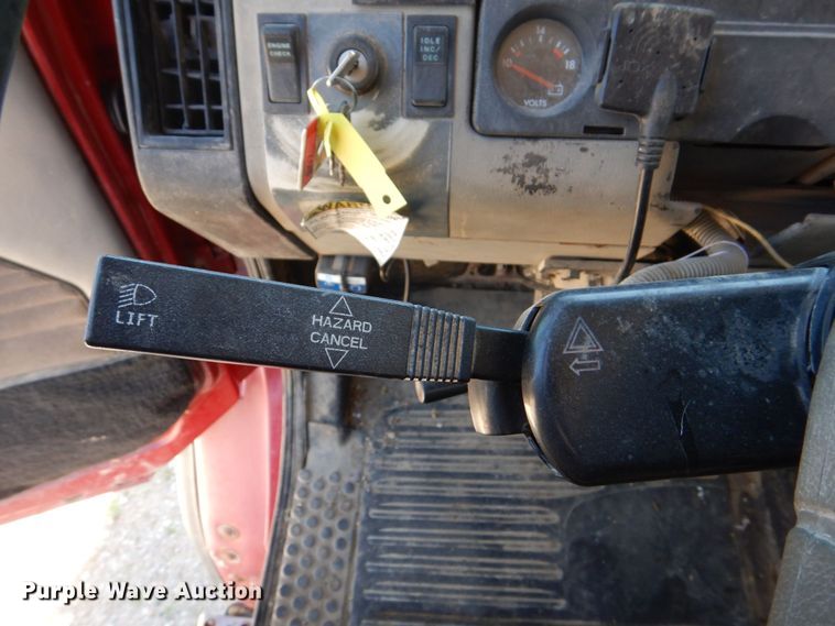 image for item DS8070 1999 Freightliner FL80  dump truck