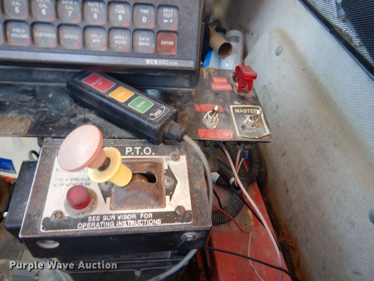 image for item DS8070 1999 Freightliner FL80  dump truck