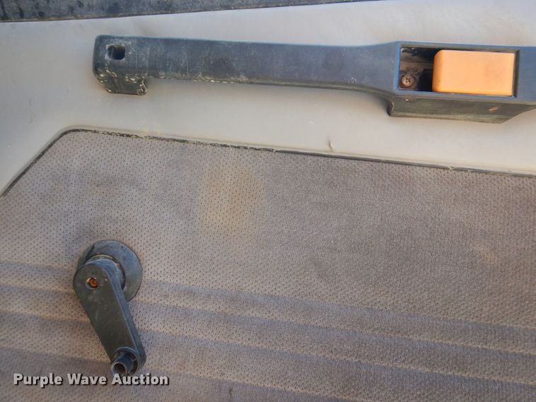 image for item DS8070 1999 Freightliner FL80  dump truck