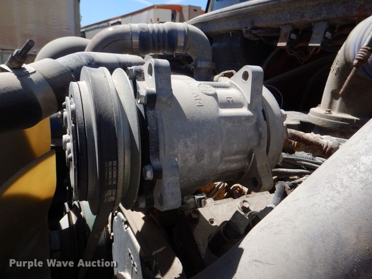 image for item DS8070 1999 Freightliner FL80  dump truck