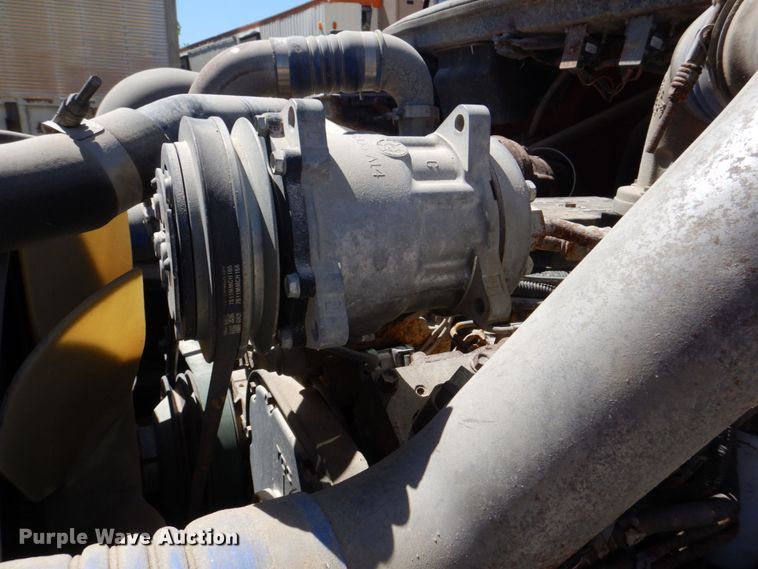 image for item DS8070 1999 Freightliner FL80  dump truck