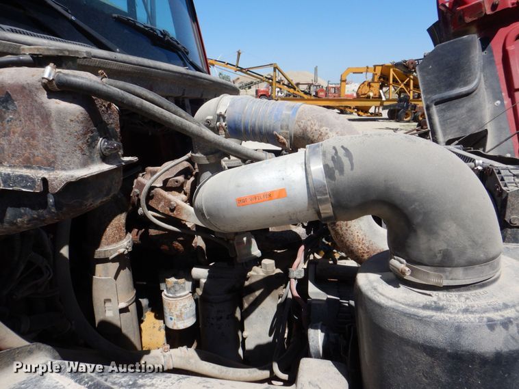 image for item DS8070 1999 Freightliner FL80  dump truck