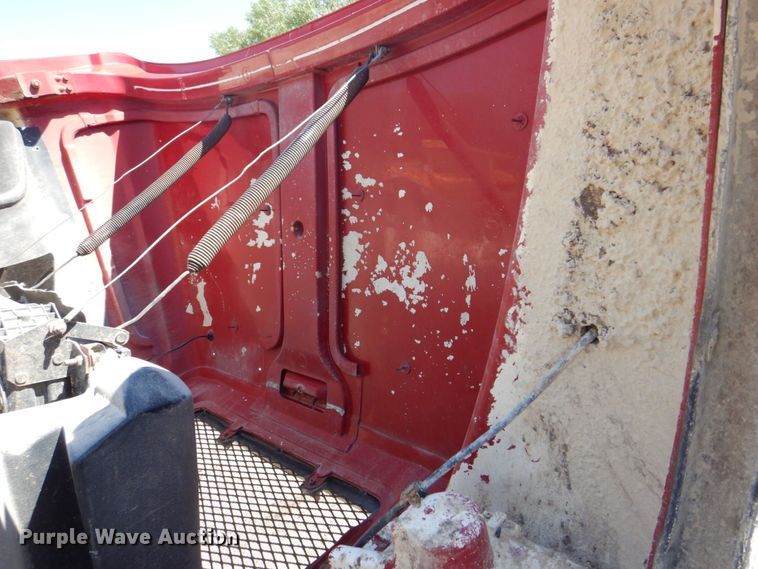 image for item DS8070 1999 Freightliner FL80  dump truck