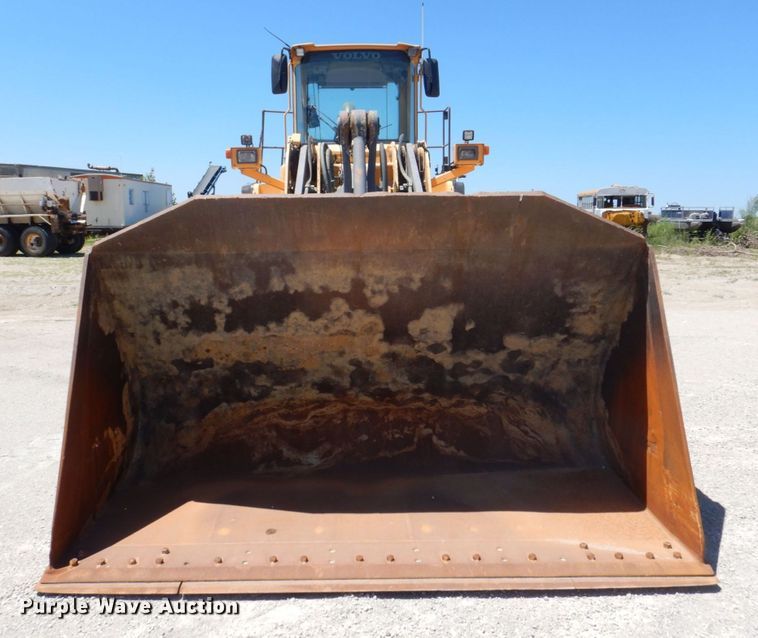 image for item DS8071 Volvo L180E  wheel loader