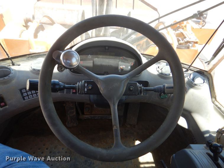 image for item DS8071 Volvo L180E  wheel loader