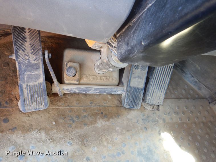 image for item DS8071 Volvo L180E  wheel loader